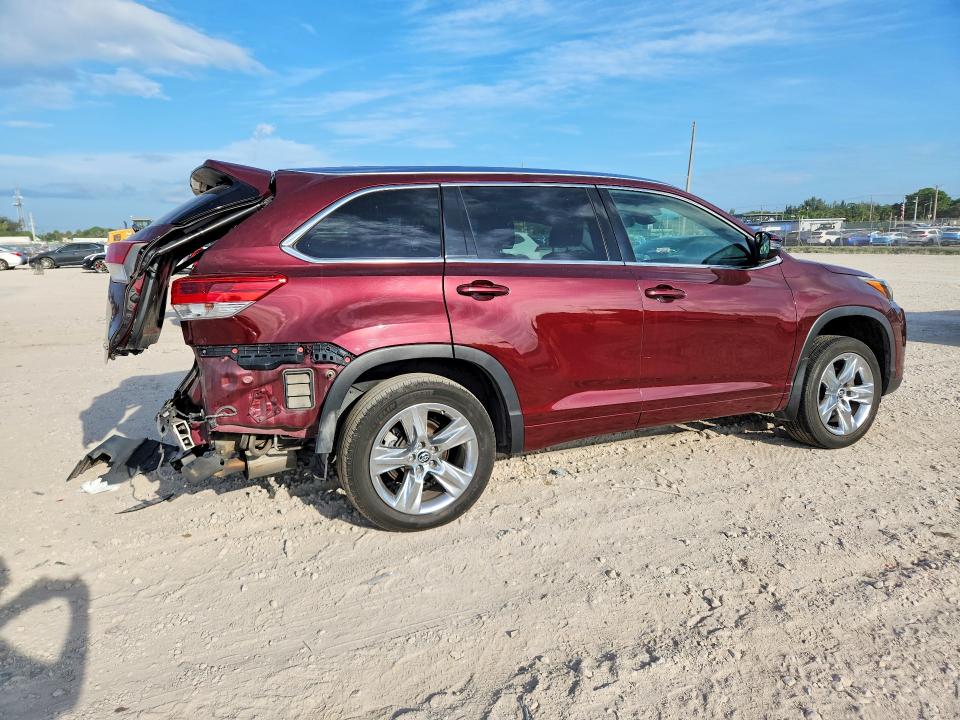 Продаж на аукціоні авто 2018 Toyota Highlander, vin: 5TDDZRFH6JS865742, номер лоту: 61999436