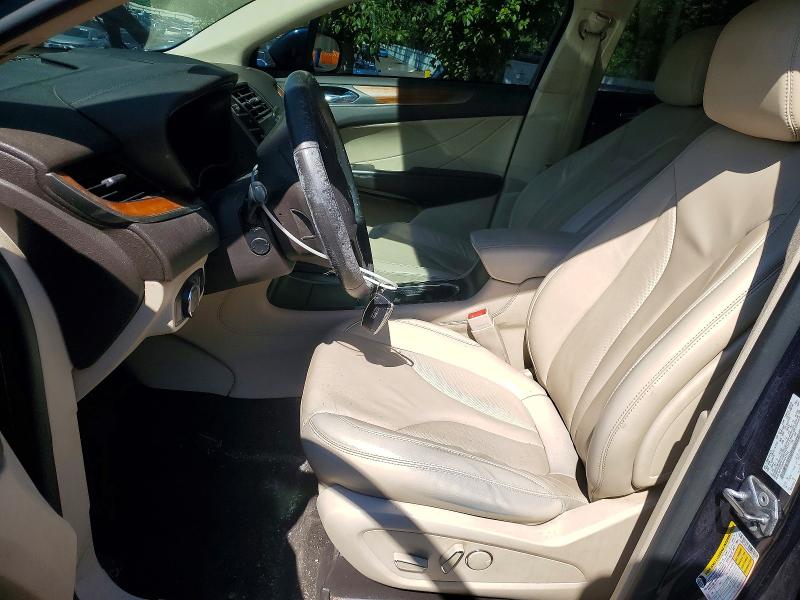 61150726 :رقم المزاد ، 5LMCJ2D90HUL57982 vin ، 2017 Lincoln Mkc مزاد بيع