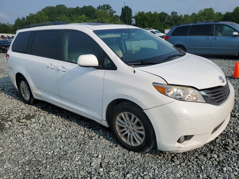 Продаж на аукціоні авто 2011 Toyota Sienna, vin: 5TDYK3DC9BS041357, номер лоту: 62099026