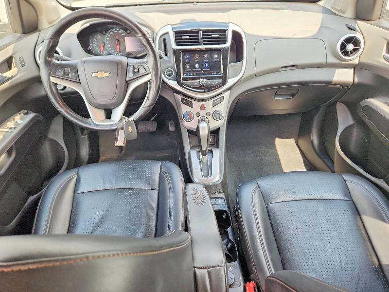 63054676 :رقم المزاد ، 1G1JF5SB0J4107759 vin ، 2018 Chevrolet Sonic مزاد بيع