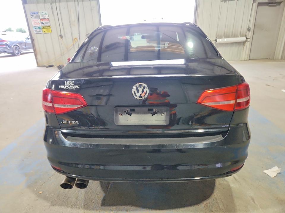 60174226 :رقم المزاد ، 3VW2K7AJ3FM298663 vin ، 2015 Volkswagen Jetta مزاد بيع