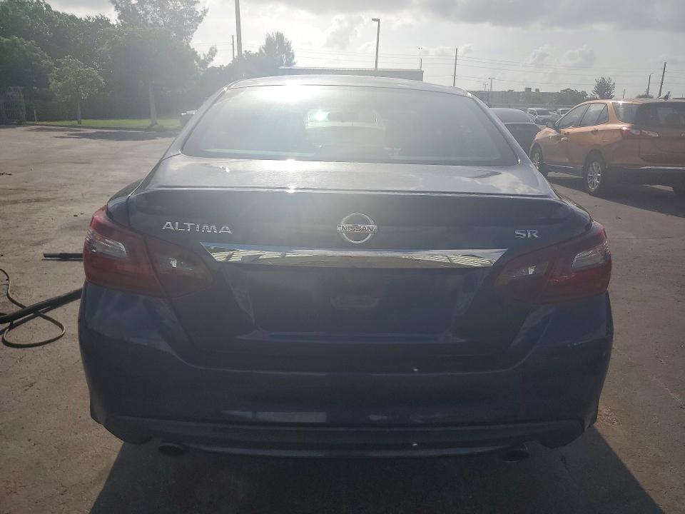 Продажа на аукционе авто 2017 Nissan Altima, vin: 1N4AL3APXHC197784, номер лота: 61894306
