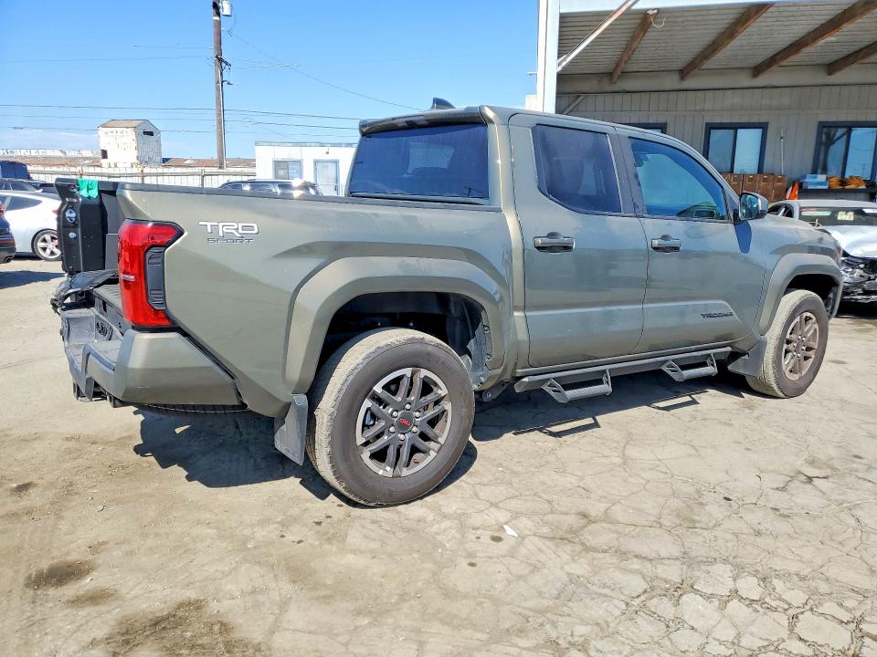 Продаж на аукціоні авто 2025 Toyota Tacoma, vin: 3TMKB5FN2SM033715, номер лоту: 61401716