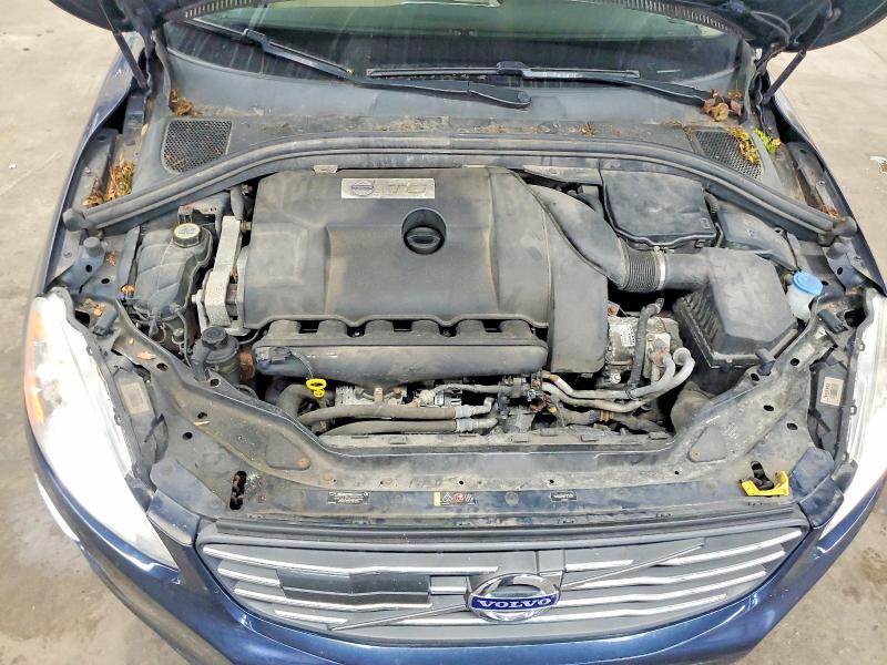 60029196 :رقم المزاد ، YV4902RM7F2734914 vin ، 2015 Volvo Xc60 مزاد بيع