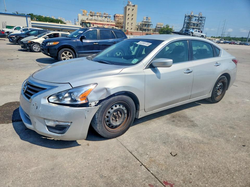 2014 Nissan Altima მანქანა იყიდება აუქციონზე, vin: 1N4AL3AP1EC903388, აუქციონის ნომერი: 63368736