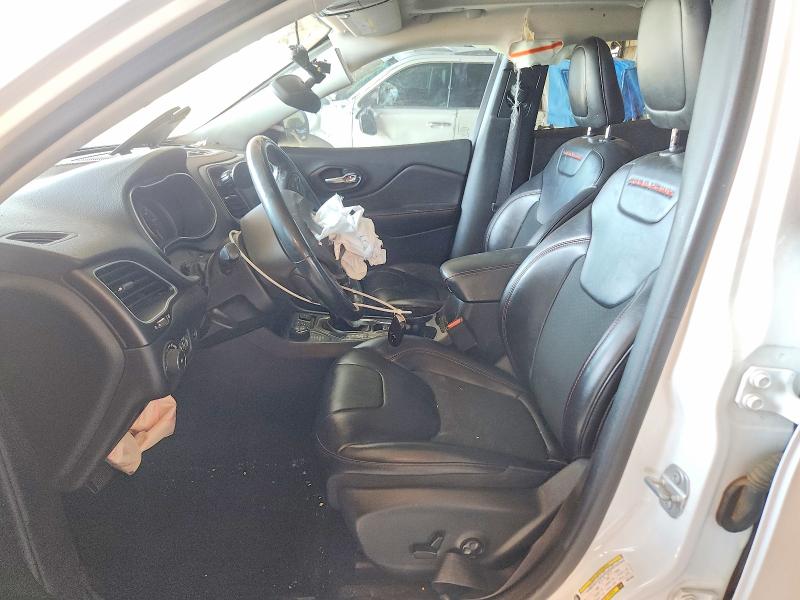 63204846 :رقم المزاد ، 1C4PJMBN4KD474623 vin ، 2019 Jeep Cherokee مزاد بيع