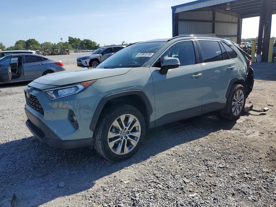 2021 Toyota Rav4 მანქანა იყიდება აუქციონზე, vin: 2T3C1RFV8MW138632, აუქციონის ნომერი: 61997376