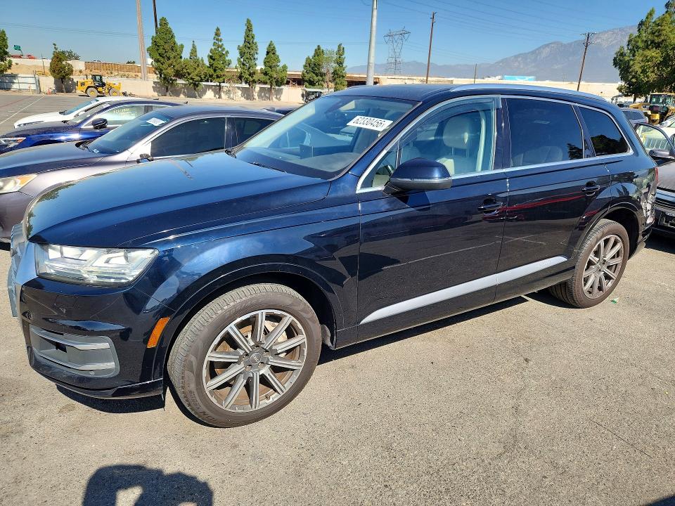 2017 Audi Q7 მანქანა იყიდება აუქციონზე, vin: WA1LAAF77HD033158, აუქციონის ნომერი: 62330456
