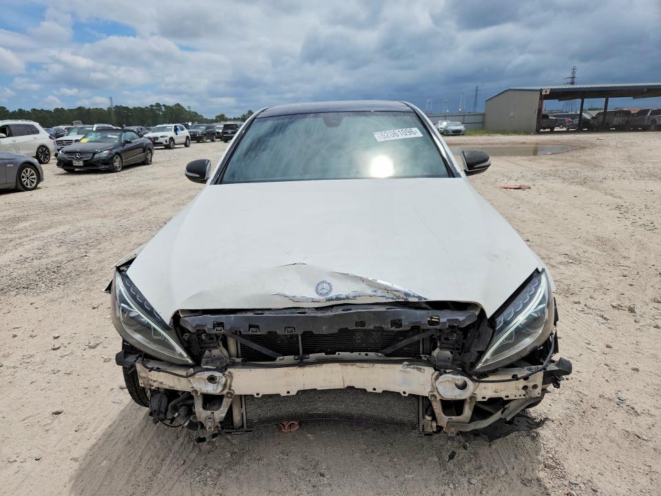 62061096 :رقم المزاد ، 55SWF6GB2FU035361 vin ، 2015 Mercedes-benz C مزاد بيع