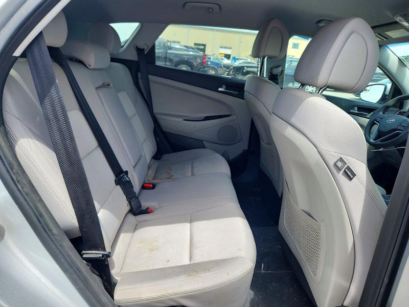 2017 Hyundai Tucson მანქანა იყიდება აუქციონზე, vin: KM8J23A45HU463804, აუქციონის ნომერი: 60899786
