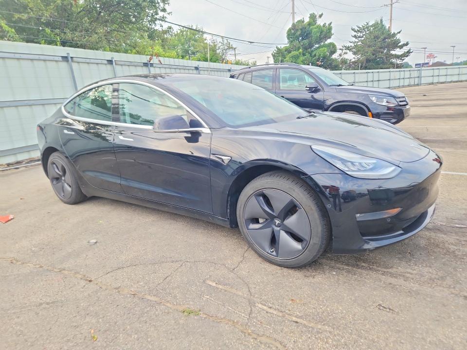 2019 Tesla Model 3 მანქანა იყიდება აუქციონზე, vin: 5YJ3E1EA8KF304638, აუქციონის ნომერი: 61390326