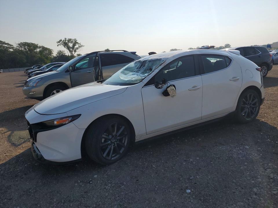 Продаж на аукціоні авто 2020 Mazda 3, vin: JM1BPBLM1L1158814, номер лоту: 61774326