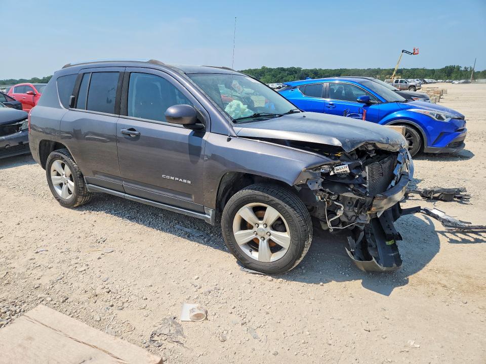 2015 Jeep Compass მანქანა იყიდება აუქციონზე, vin: 1C4NJDEBXFD371043, აუქციონის ნომერი: 61412576