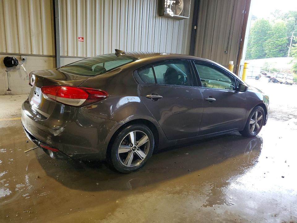 2018 Kia Forte მანქანა იყიდება აუქციონზე, vin: 3KPFL4A73JE199767, აუქციონის ნომერი: 58487616