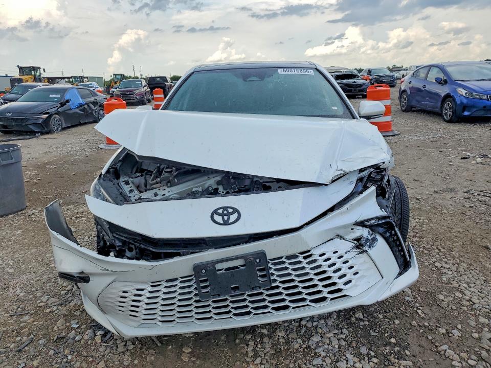 Auction sale of the 2025 Toyota Camry, vin: 4T1DAACK1SU099078, lot number: 60076896