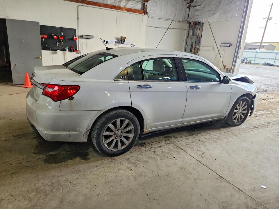 2014 Chrysler 200 მანქანა იყიდება აუქციონზე, vin: 1C3CCBCG2EN156242, აუქციონის ნომერი: 61485776