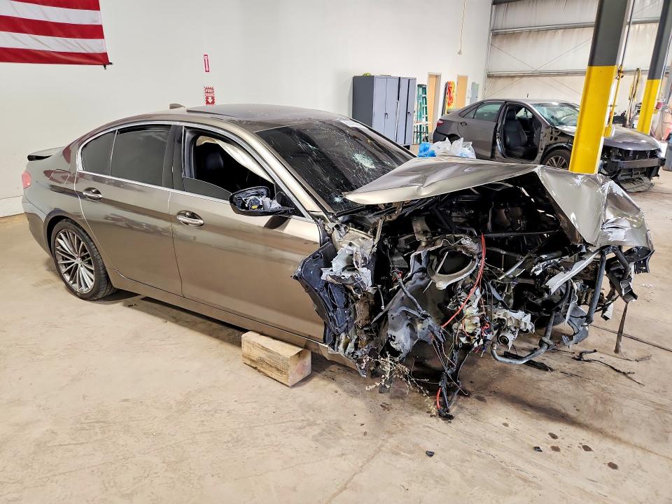 Продаж на аукціоні авто 2017 Bmw 540, vin: WBAJE5C39HG478510, номер лоту: 61478296