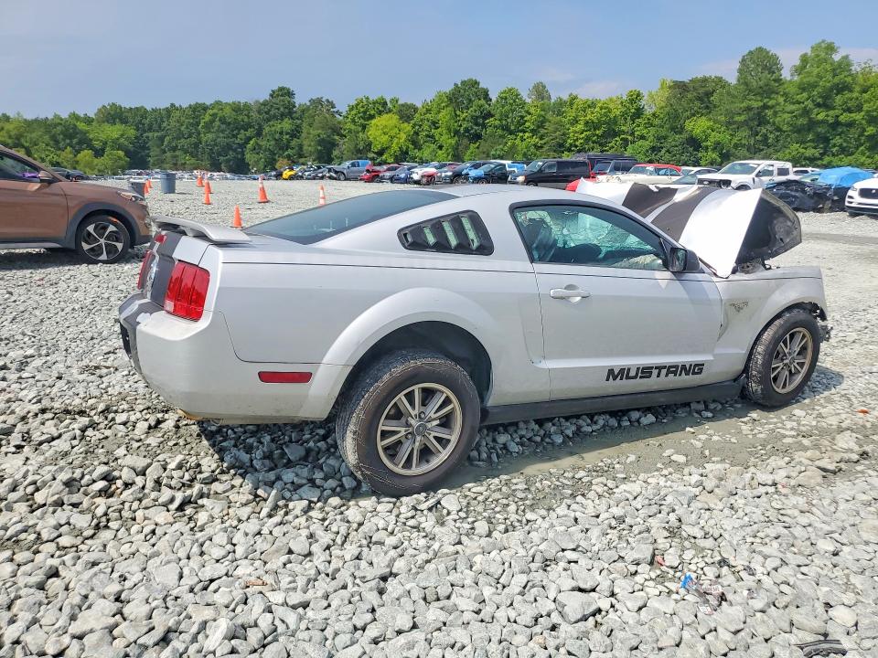 61848786 :رقم المزاد ، 1ZVFT80N655138452 vin ، 2005 Ford Mustang مزاد بيع