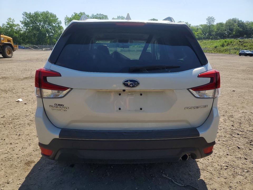 59869756 :رقم المزاد ، JF2SKASC0MH547536 vin ، 2021 Subaru Forester مزاد بيع