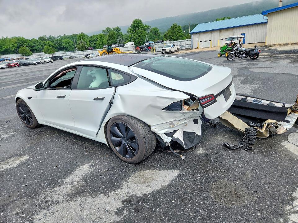 Продажа на аукционе авто 2023 Tesla Model S, vin: 5YJSA1E5XPF511887, номер лота: 60561986