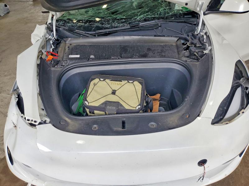 62059856 :رقم المزاد ، 7SAYGDEE4PA189452 vin ، 2023 Tesla Model Y مزاد بيع