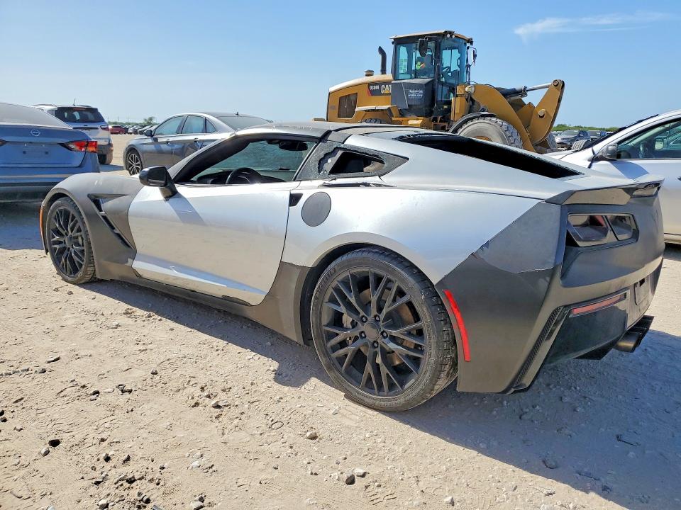60390056 :رقم المزاد ، 1G1YB2D70F5124550 vin ، 2015 Chevrolet Corvette مزاد بيع