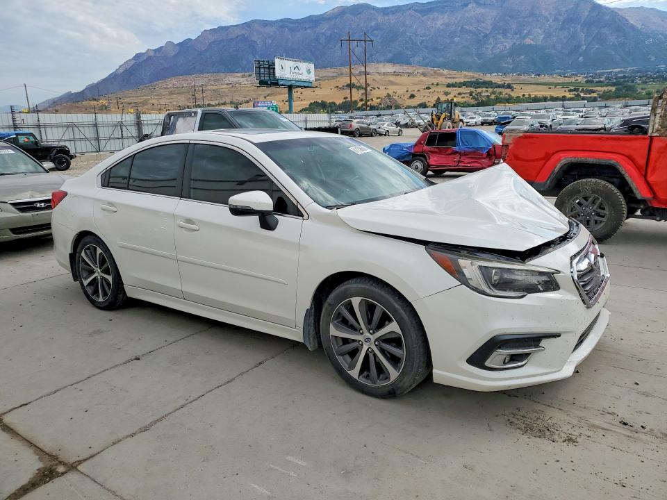 61158656 :رقم المزاد ، 4S3BNAN65K3018461 vin ، 2019 Subaru Legacy مزاد بيع