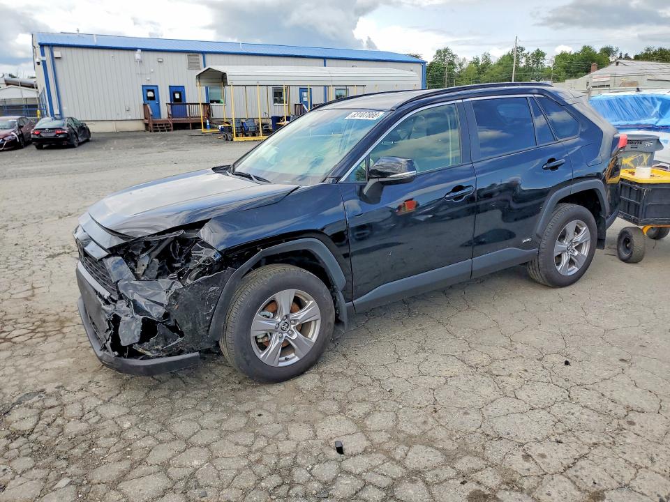 Auction sale of the 2025 Toyota Rav4, vin: JTMRWRFV6SJ062254, lot number: 63107866