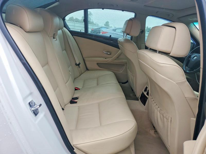 62459836 :رقم المزاد ، WBANU53578C111361 vin ، 2008 Bmw 528 مزاد بيع