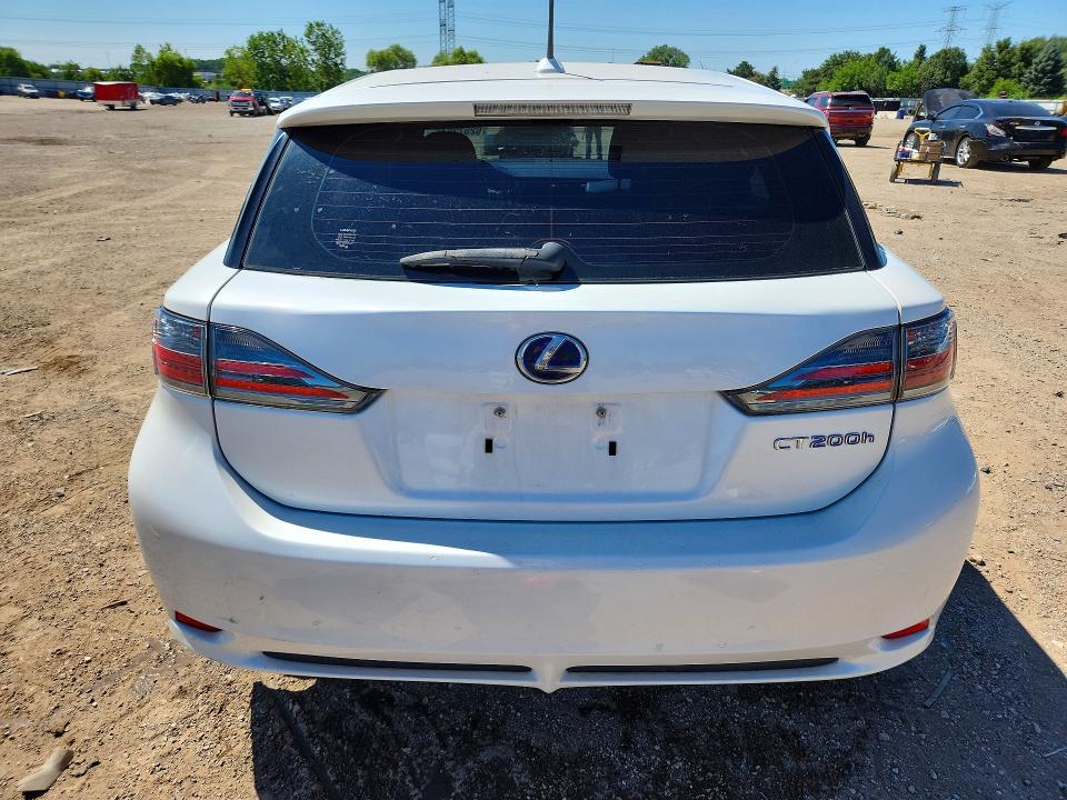 62672046 :رقم المزاد ، JTHKD5BH4B2022196 vin ، 2011 Lexus Ct مزاد بيع