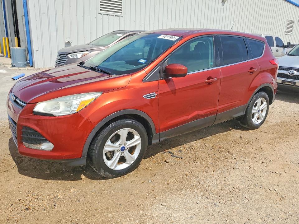 60059986 :رقم المزاد ، 1FMCU0GX7EUD57885 vin ، 2014 Ford Escape مزاد بيع