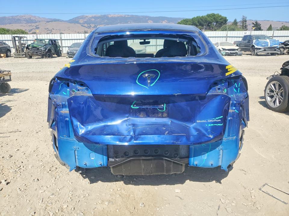 Продажа на аукционе авто 2023 Tesla Model Y, vin: 7SAYGDEEXPF742110, номер лота: 59401436