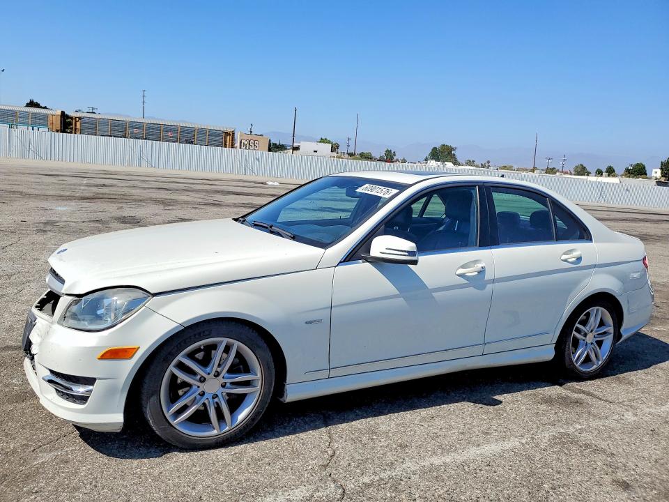 Продажа на аукционе авто 2012 Mercedes-benz C, vin: WDDGF4HB9CA602510, номер лота: 60901576