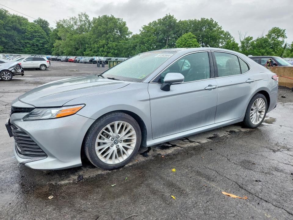 2019 Toyota Camry მანქანა იყიდება აუქციონზე, vin: 4T1B11HK9KU746469, აუქციონის ნომერი: 61563866