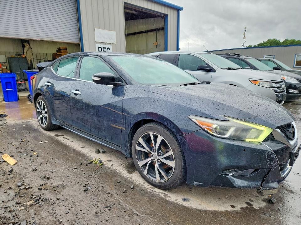 62900016 :رقم المزاد ، 1N4AA6AP1HC425758 vin ، 2017 Nissan Maxima مزاد بيع