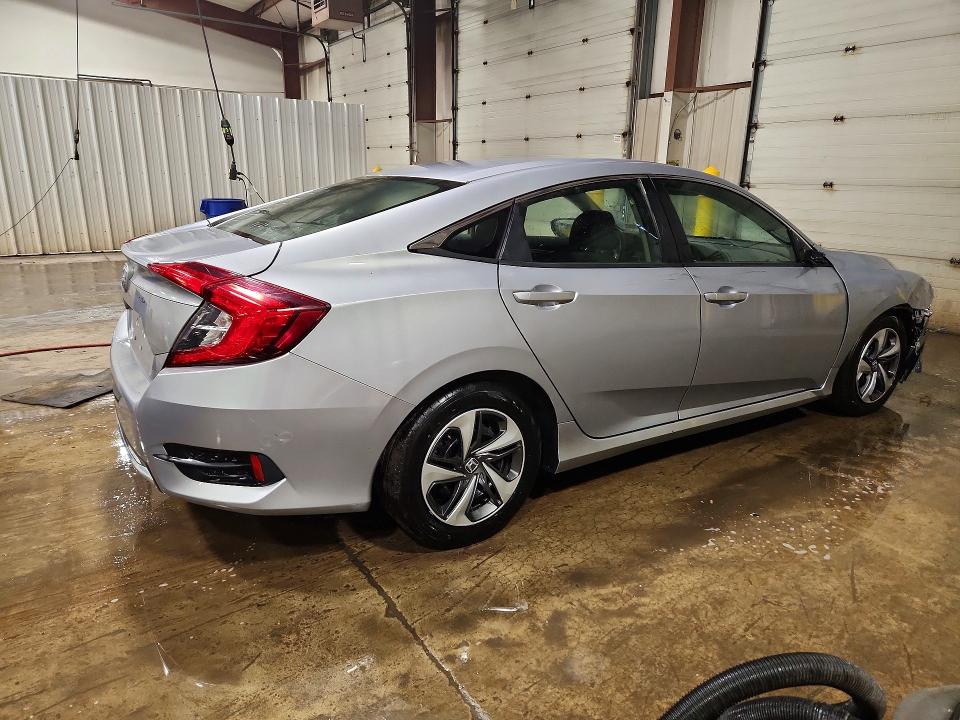 2020 Honda Civic მანქანა იყიდება აუქციონზე, vin: 2HGFC2F61LH513946, აუქციონის ნომერი: 61746236