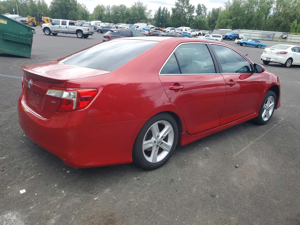 60195456 :رقم المزاد ، 4T1BF1FK5EU816168 vin ، 2014 Toyota Camry مزاد بيع