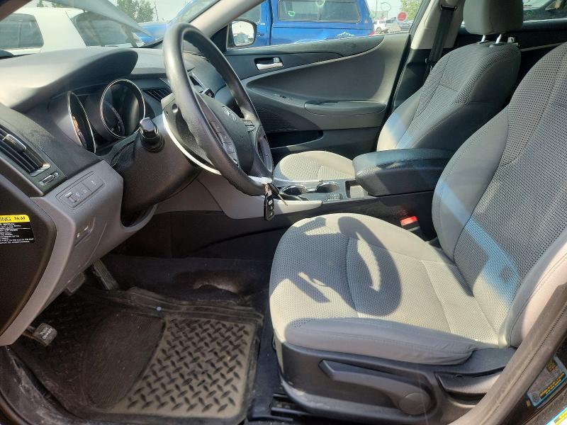 61120106 :رقم المزاد ، 5NPEB4AC3DH665600 vin ، 2013 Hyundai Sonata مزاد بيع