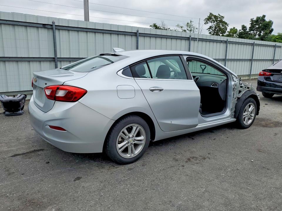 Продажа на аукционе авто 2018 Chevrolet Cruze, vin: 1G1BE5SM8J7137860, номер лота: 60083946