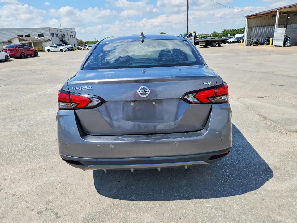 60774136 :رقم المزاد ، 3N1CN8EV1ML860504 vin ، 2021 Nissan Versa مزاد بيع