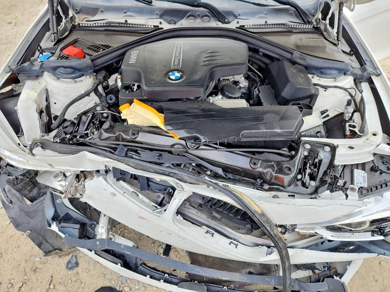 62898536 :رقم المزاد ، WBA8E5G52JNV02643 vin ، 2018 Bmw 320 مزاد بيع
