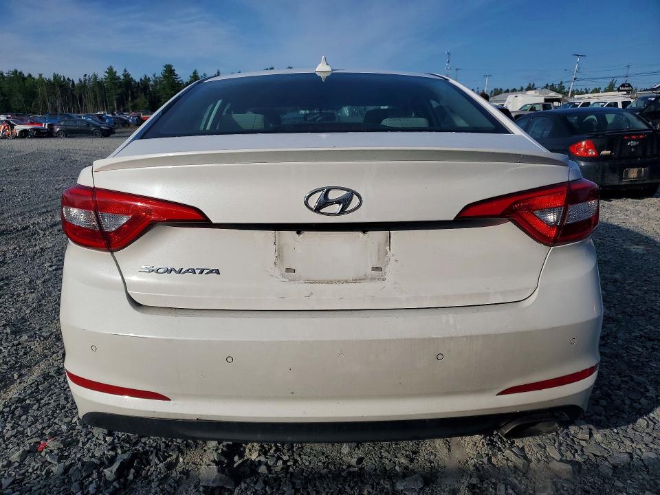 62469576 :رقم المزاد ، 5NPE24AF6FH023577 vin ، 2015 Hyundai Sonata مزاد بيع