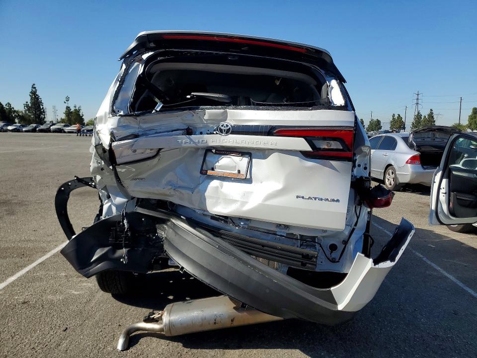 Продаж на аукціоні авто 2026 Toyota Grand Highlander, vin: 5TDAAAB55TS138828, номер лоту: 59902316