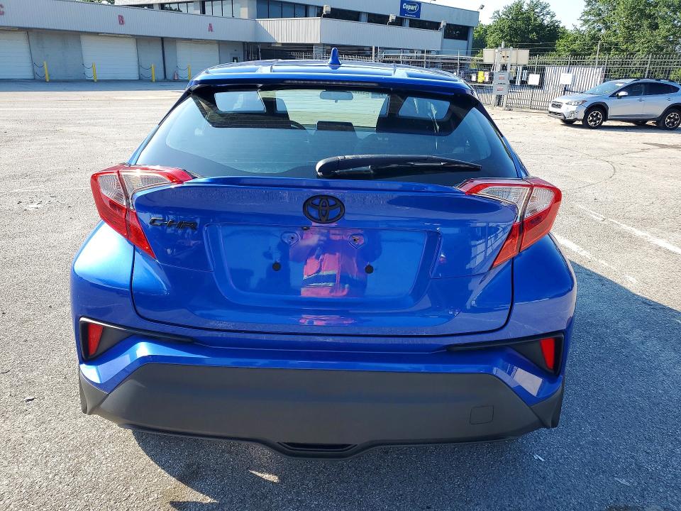 2021 Toyota C-hr მანქანა იყიდება აუქციონზე, vin: NMTKHMBX7MR126585, აუქციონის ნომერი: 61304596