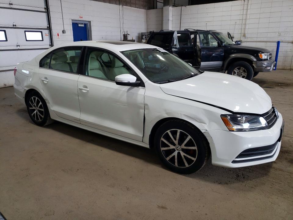 Продажа на аукционе авто 2017 Volkswagen Jetta, vin: 3VWB67AJ1HM338102, номер лота: 62970156