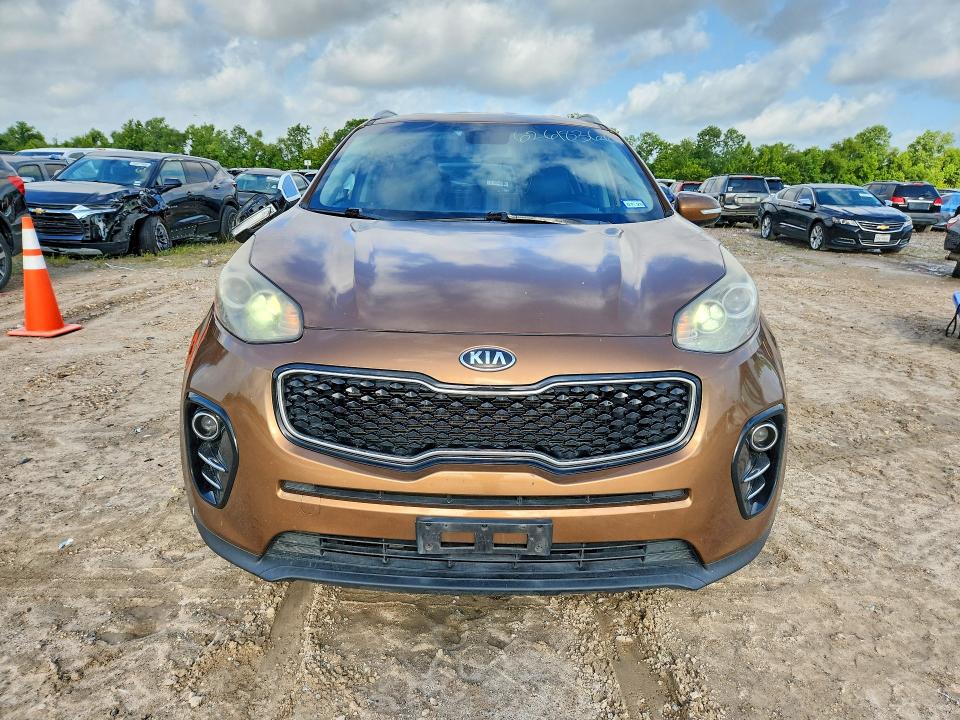 62618366 :رقم المزاد ، KNDPN3AC9J7422352 vin ، 2018 Kia Sportage مزاد بيع