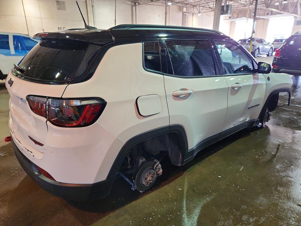 61582616 :رقم المزاد ، 3C4NJDDN8ST564131 vin ، 2025 Jeep Compass مزاد بيع