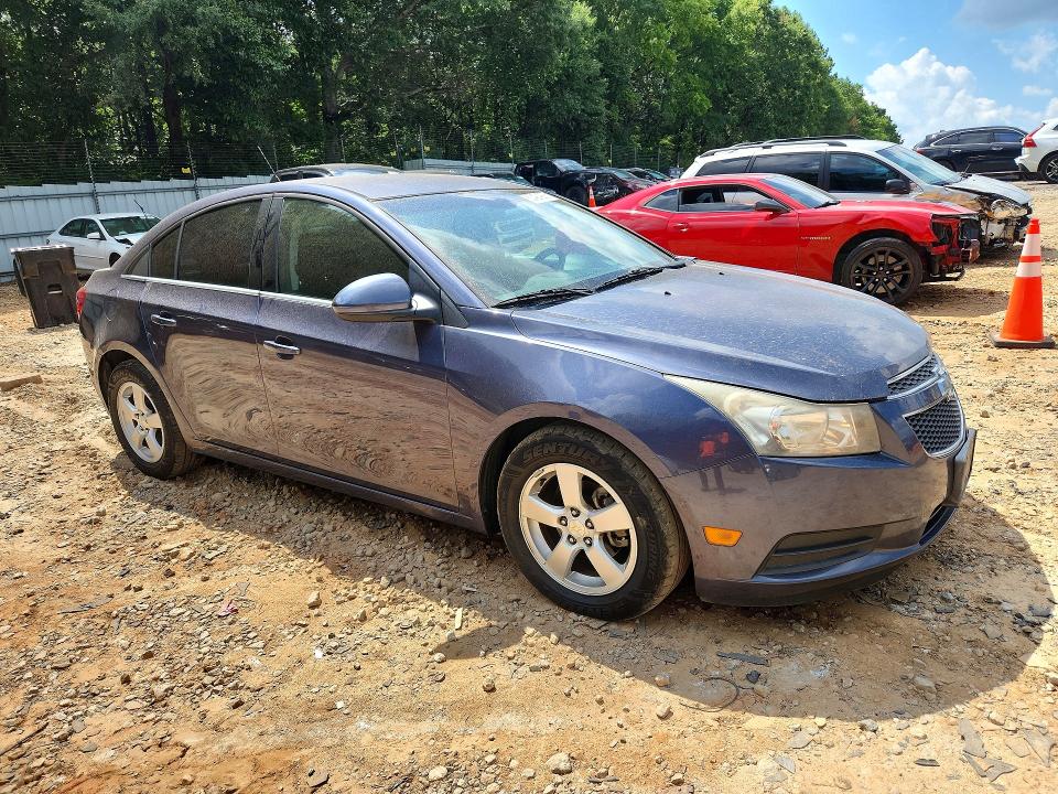 60424086 :رقم المزاد ، 1G1PK5SB1E7395401 vin ، 2014 Chevrolet Cruze مزاد بيع
