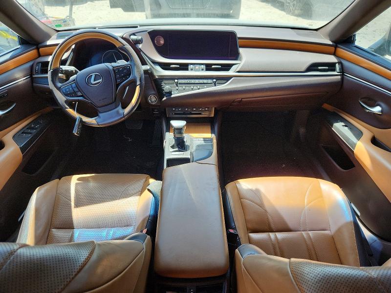 63373386 :رقم المزاد ، 58ABZ1B18KU016425 vin ، 2019 Lexus Es مزاد بيع