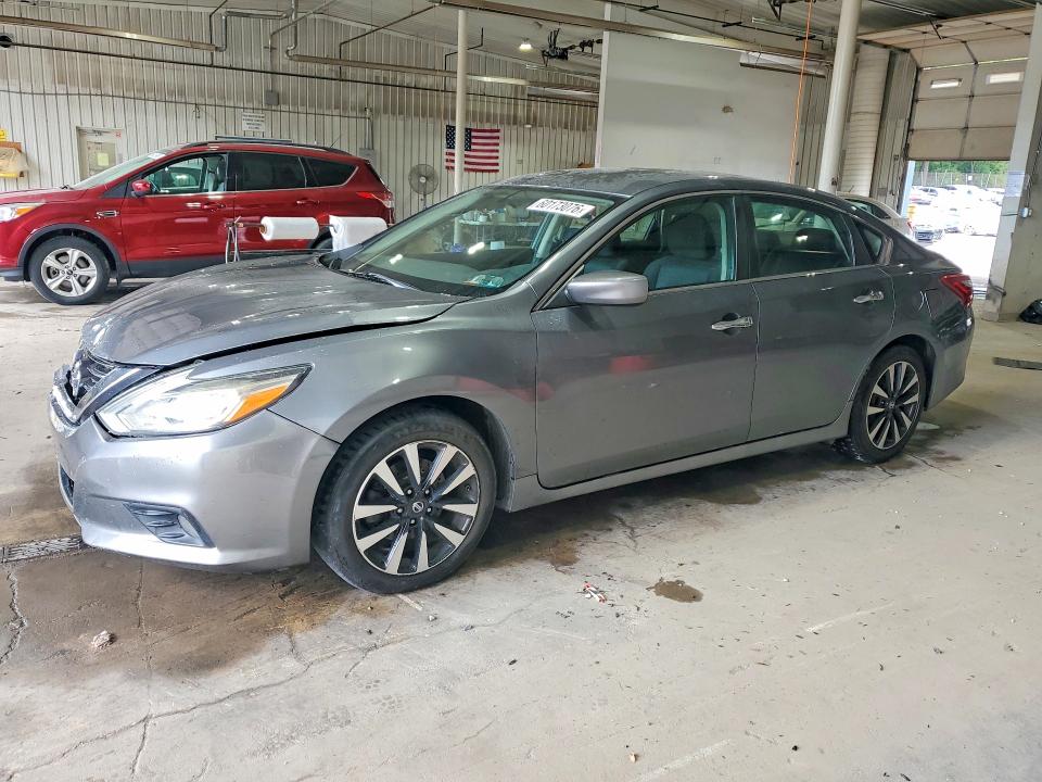 Продаж на аукціоні авто 2018 Nissan Altima, vin: 1N4AL3AP6JC169891, номер лоту: 60173076